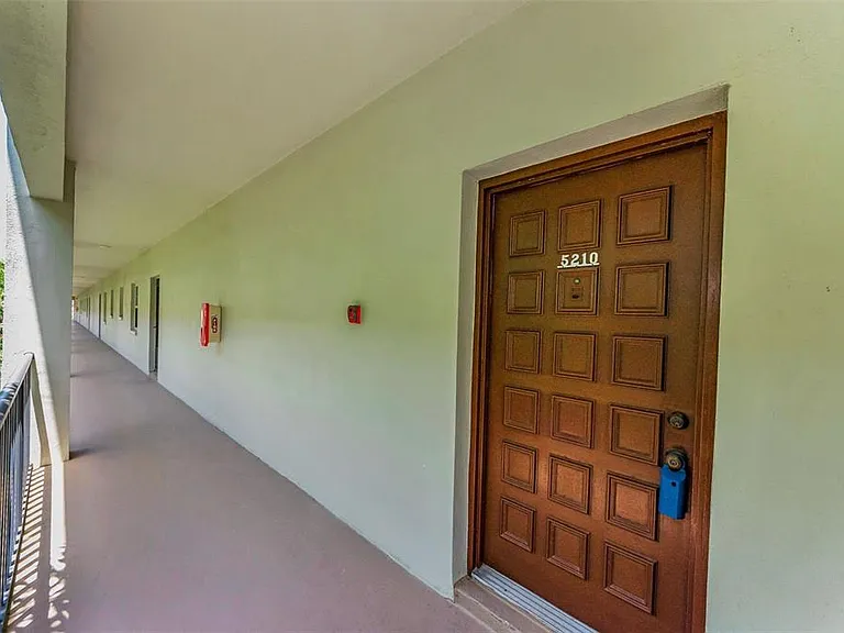 2700 Bayshore Blvd #5210 — Photo 3