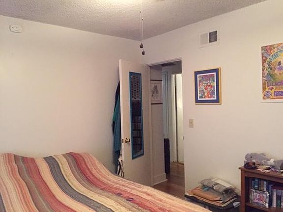 3rd image of 647 Colby Cir APT A