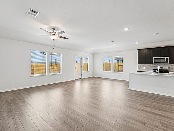 The Preston 403 Floorplan