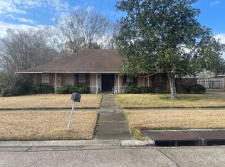 2970 Yorktown Dr, Baton Rouge, LA 70808
