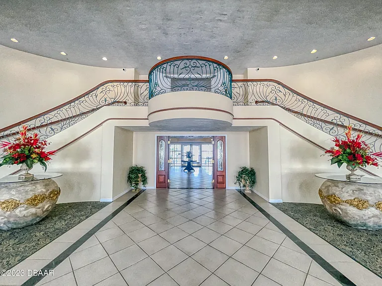 1 John Anderson Dr #Penthouse 7 — Photo 108