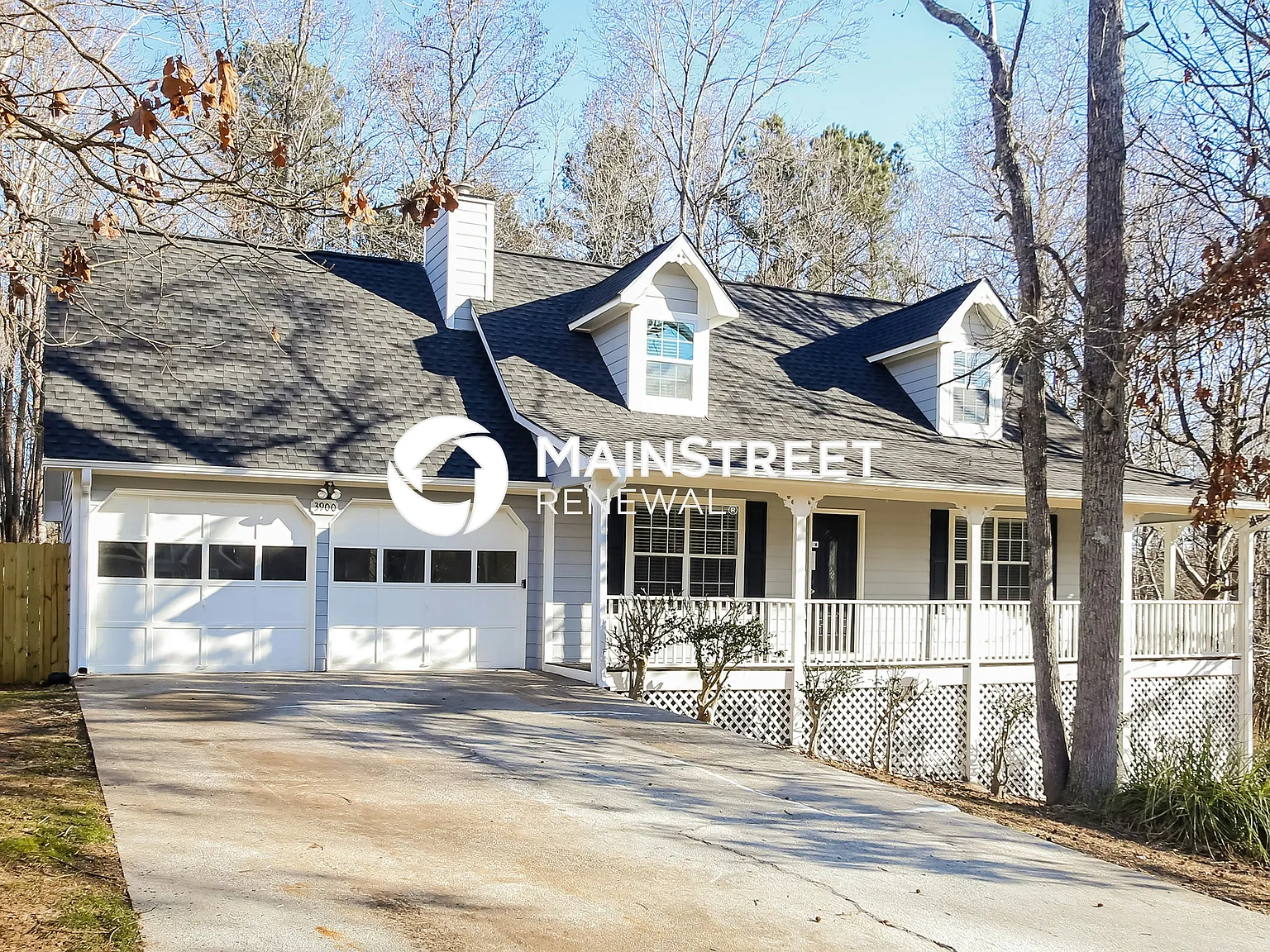 3900 Saddlecreek Dr — Photo 1