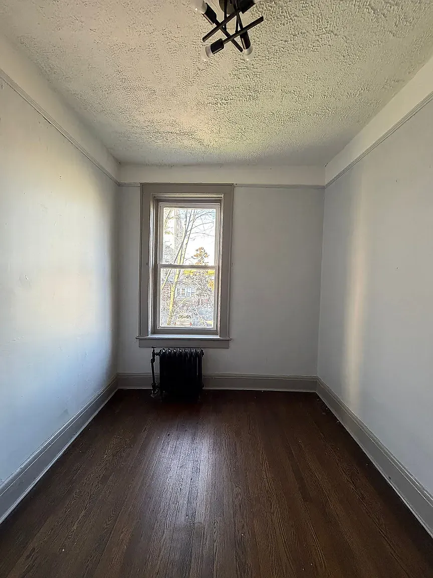 3 bed, $2,250 — Photo 4