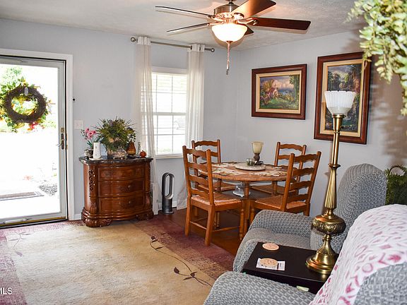 5th image of 510 Colonial Rd Unit 3