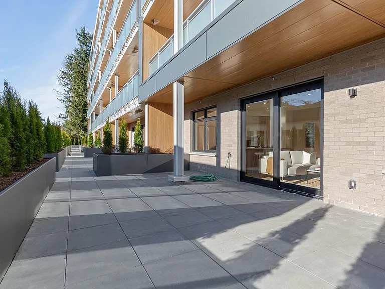 32110 Hillcrest Ave #205 — Photo 32
