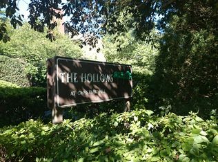 1 Benjamin Pl, Brookline, MA 02467