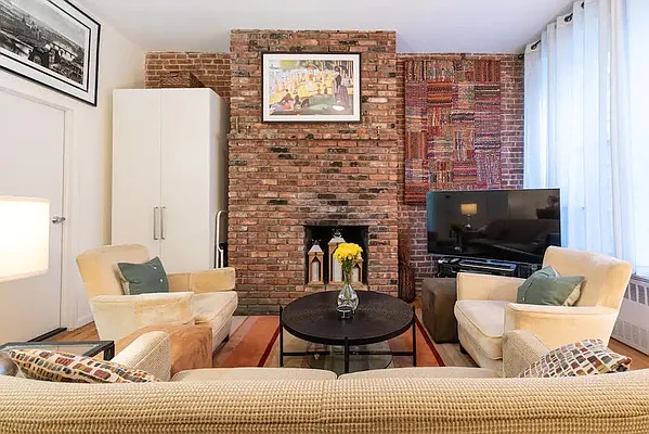 Rented by Living New York | media 12