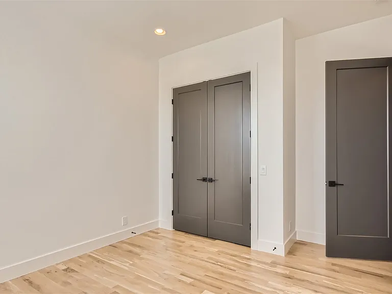 423 Serenity Ln — Photo 26