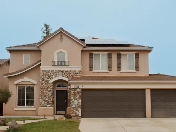 2673 Ashcroft Ave, Clovis, CA 93611