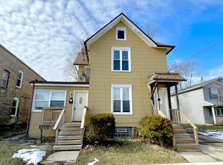 517 9th St #1, Rockford, IL 61104