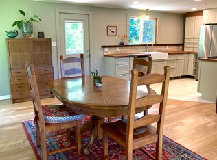 6529 Admiralty Way, Freeland, WA 98249