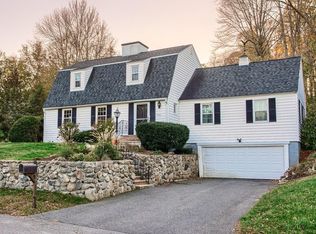 145 Starr Ave, Lowell, MA 01852