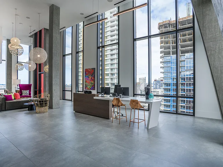 Shift Apartments — Photo 16