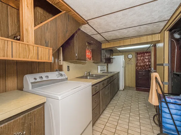 2215 West 6th Street image 22 of 28