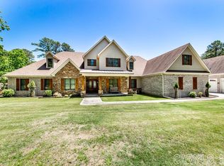 409 Grand Isle Dr, Fairfield Bay, AR 72088