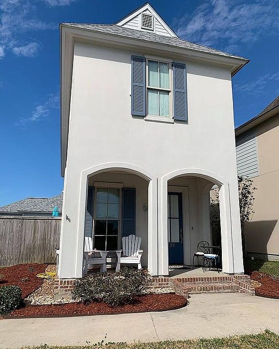 1st image of 126 Gaunt Ln