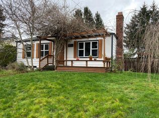 8210 20th Ave NE, Seattle, WA 98115