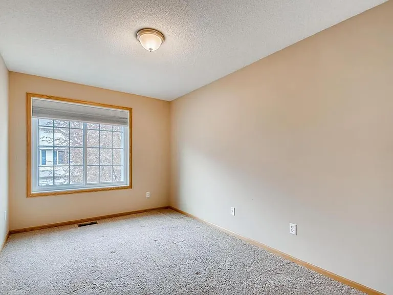 13835 Edgewood Ave — Photo 14