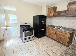 1446 N 37th St, Milwaukee, WI 53208