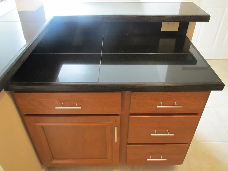 9S201 Lake Dr #2 — Photo 8