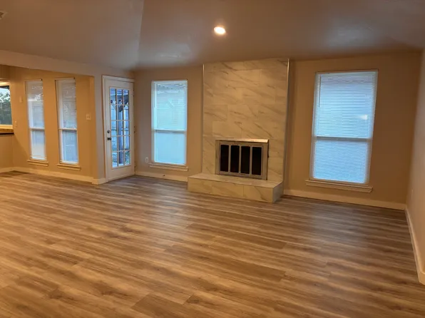 2208 Placid Dr, Carrollton, TX 75007