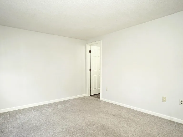 50 Brookside Dr #G5 — Photo 24