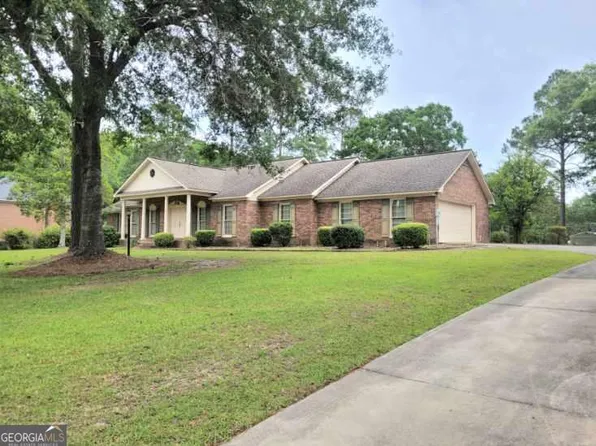 1706 Center Dr, Vidalia, GA 30474