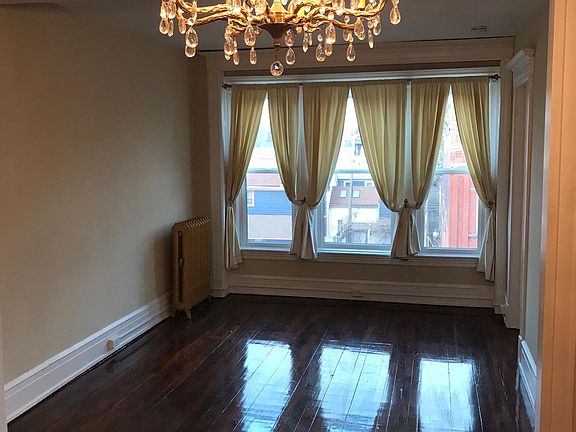 5th image of 228 Allen St #3