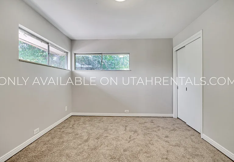 639 N 600 W — Photo 5