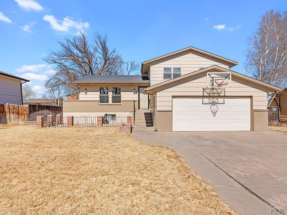 1st image of 5 Briarwood Cir
