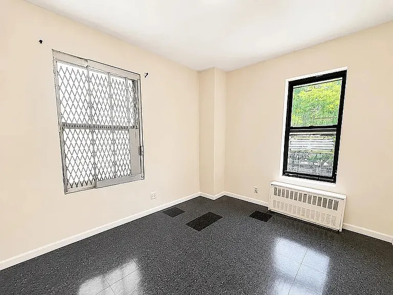 973 Aldus St #2DD — Photo 3