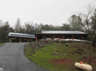 17975 Apple Colony Rd, Tuolumne, CA 95379