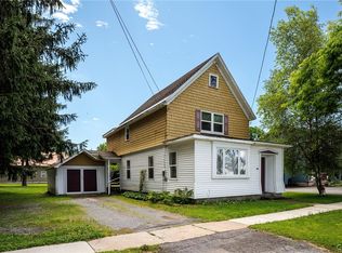 13 Franklin St, Carthage, NY 13619