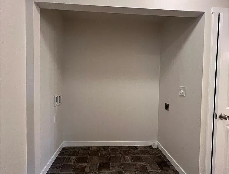 528 W Cushing St #528 — Photo 11