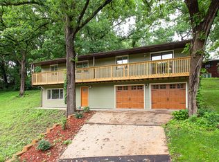 2875 Elk Ct, Bettendorf, IA 52722