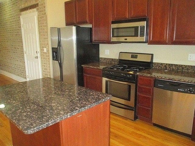 1st image of 4847 S Vincennes Ave #306