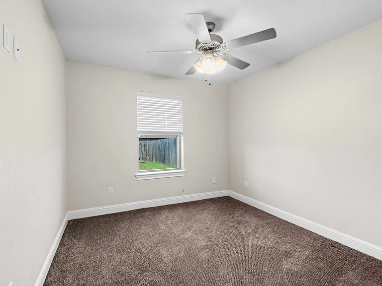 11432 Lindsey Garden Dr — Photo 11