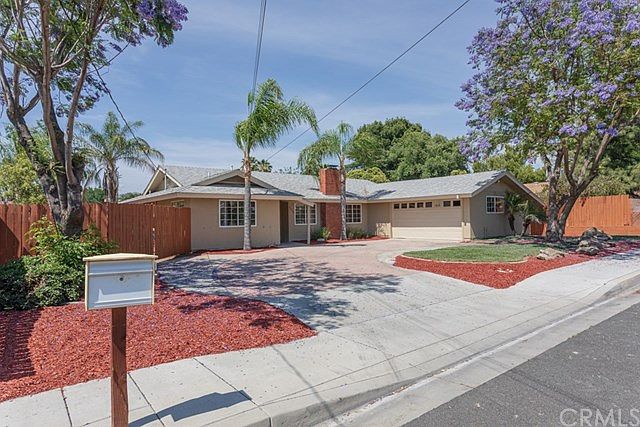 1st image of 40868 Whittier Ave