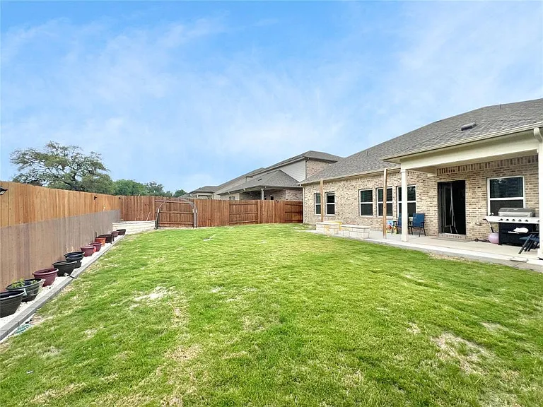 1600 Longhorn Ranch Dr — Photo 18