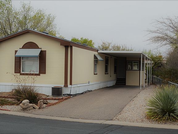 3rd image of 12305 Horseshoe Trl SE