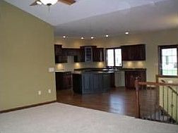 3rd image of 18 Harlamert Dr