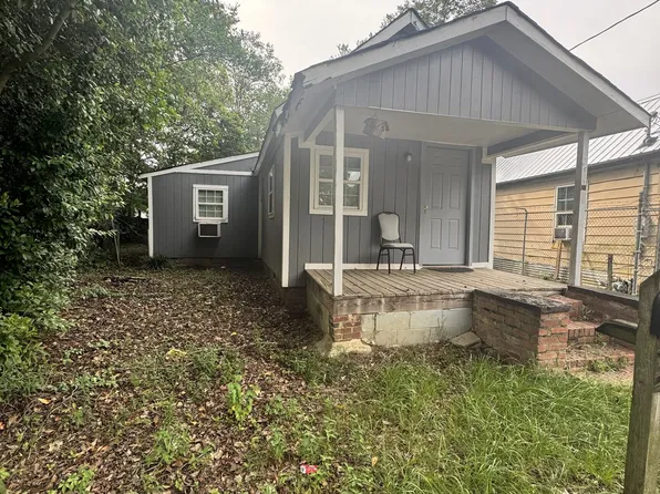 1012 Pine St, Fort Valley, GA 31030