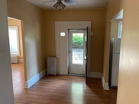 5th image of 645 W Ferry St APT 1