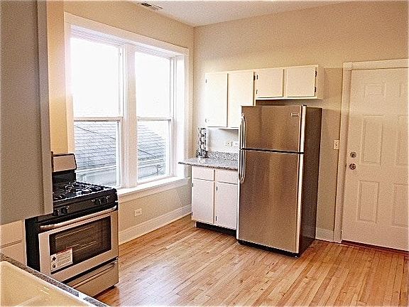 3rd image of 1311 N Maplewood Ave APT 2