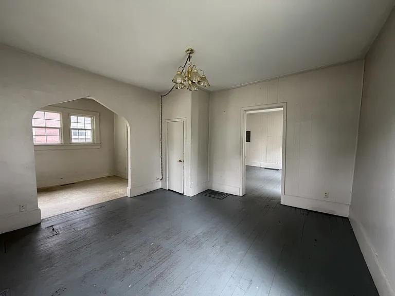 516 W Marion St #A — Photo 6