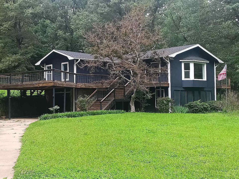 1st image of 5201 Fox Run Dr #A