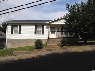 312 Cumberland St, Hickman, KY 42050