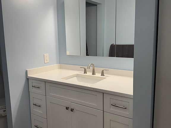 5th image of 55 N Broadway APT 1-2