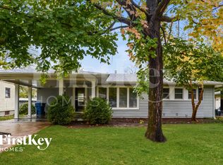 15 Linkous Dr, Florissant, MO 63031
