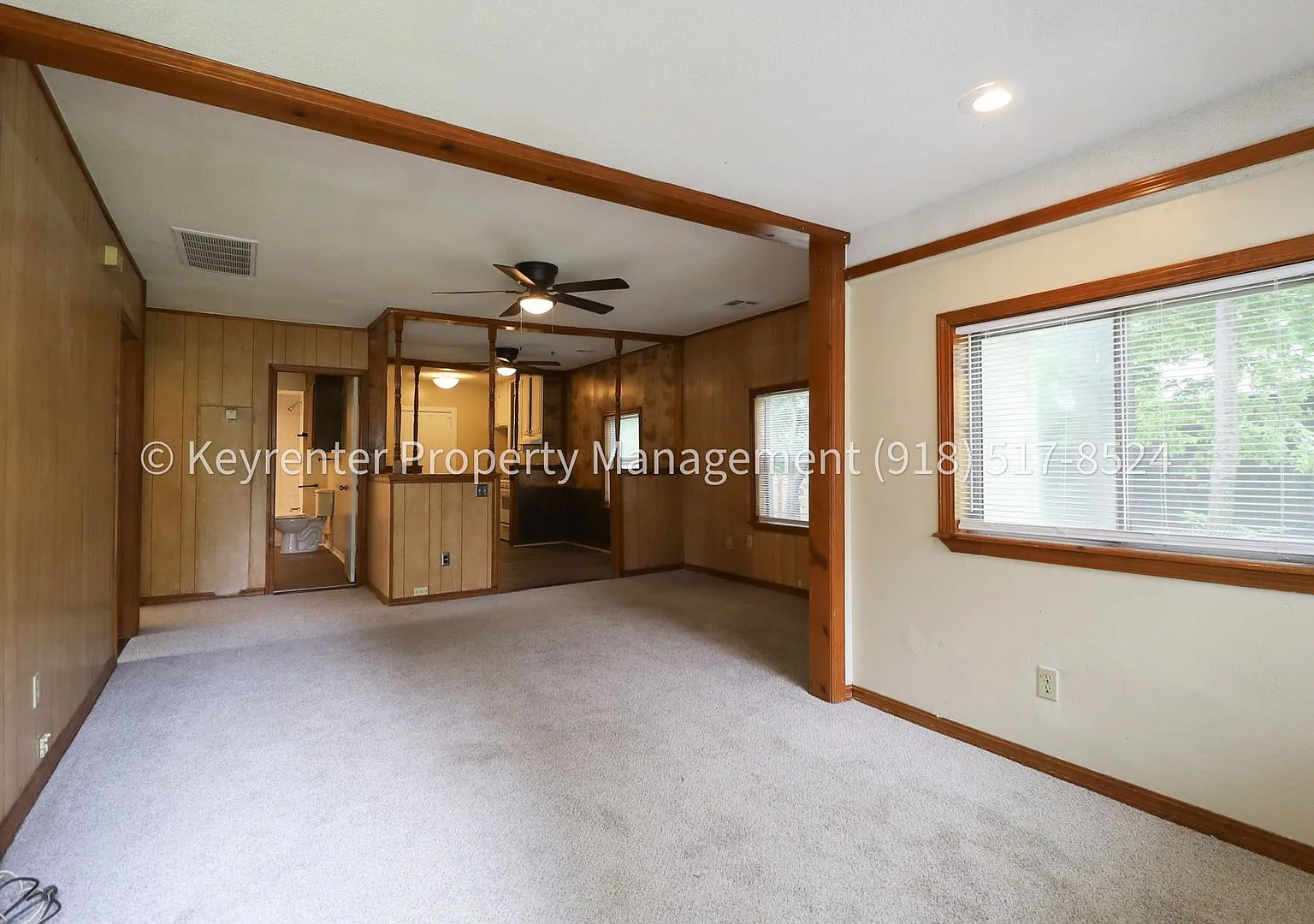 2 Bed | 1 Bath | Large Backyard | $200 Move-in Special — Photo 4